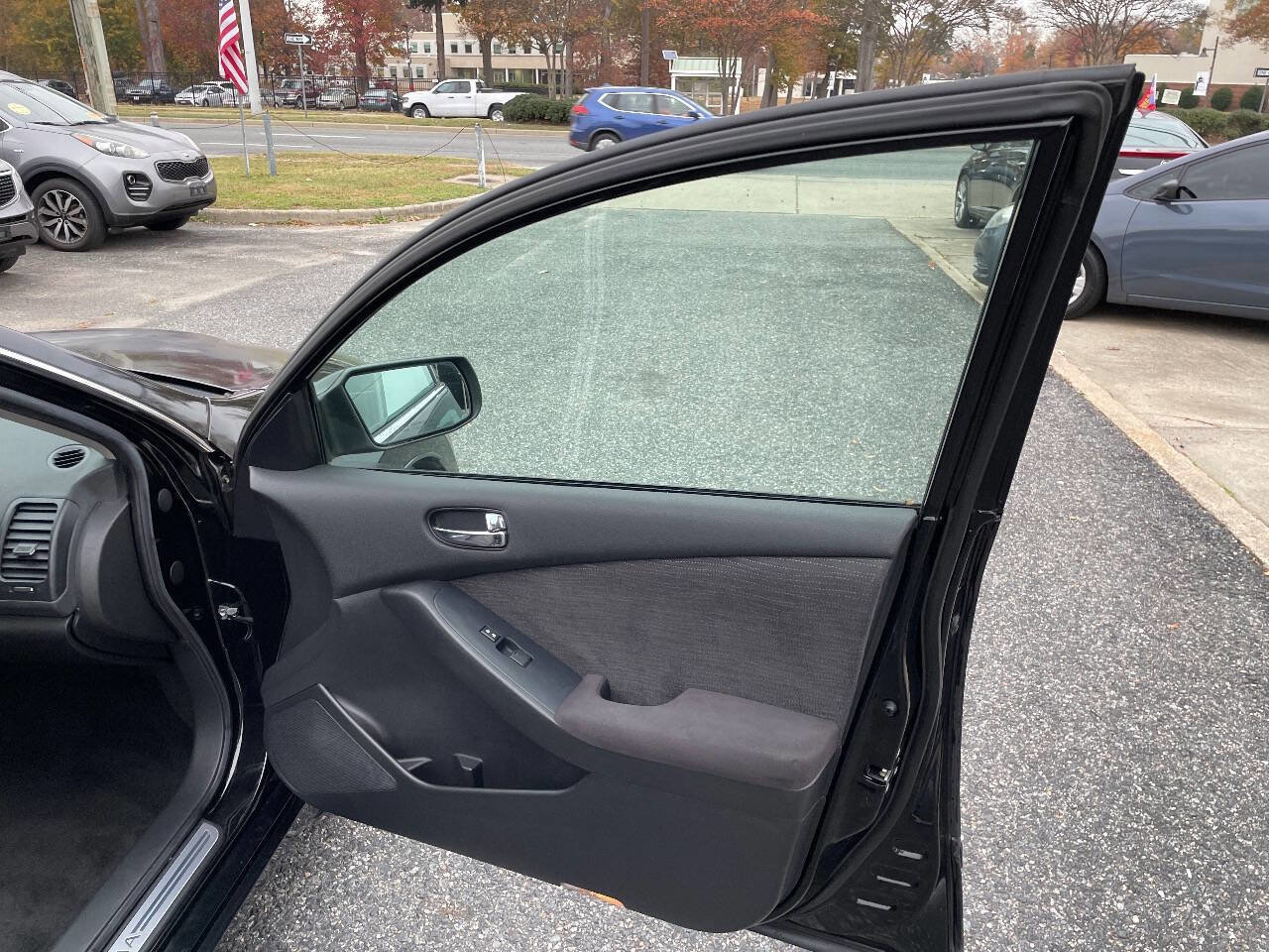 Used 2011 Nissan Altima 2.5 S image 18
