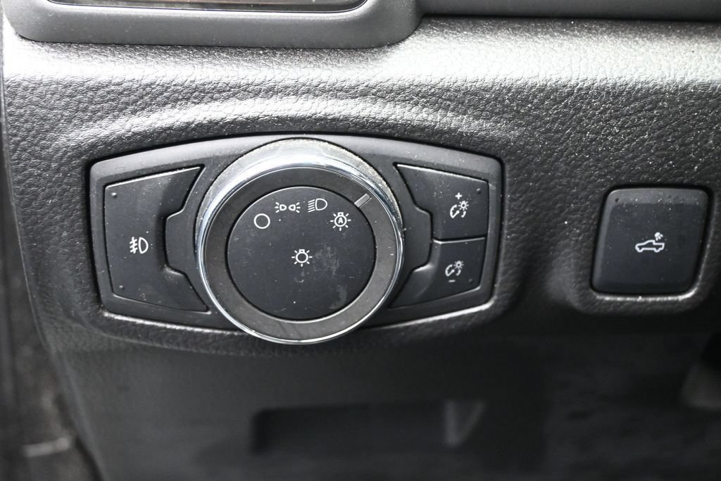 Used 2023 Ford Ranger XLT w/ Equipment Group 301A Mid RWD image 11
