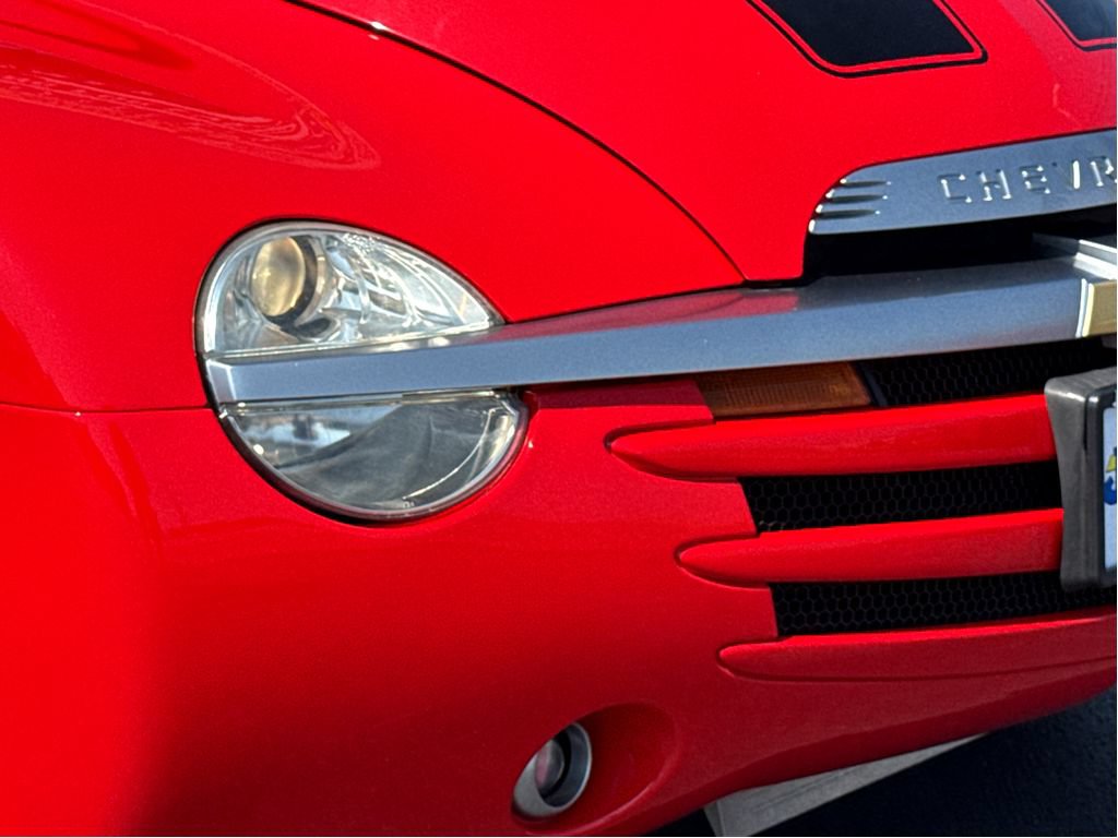 Used 2006 Chevrolet SSR w/ Preferred Equipment Group RWD image 5