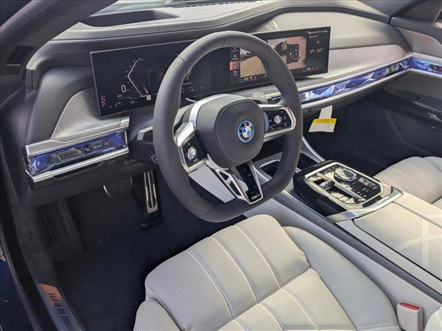 New 2026 BMW 750e xDrive AWD/4WD image 3