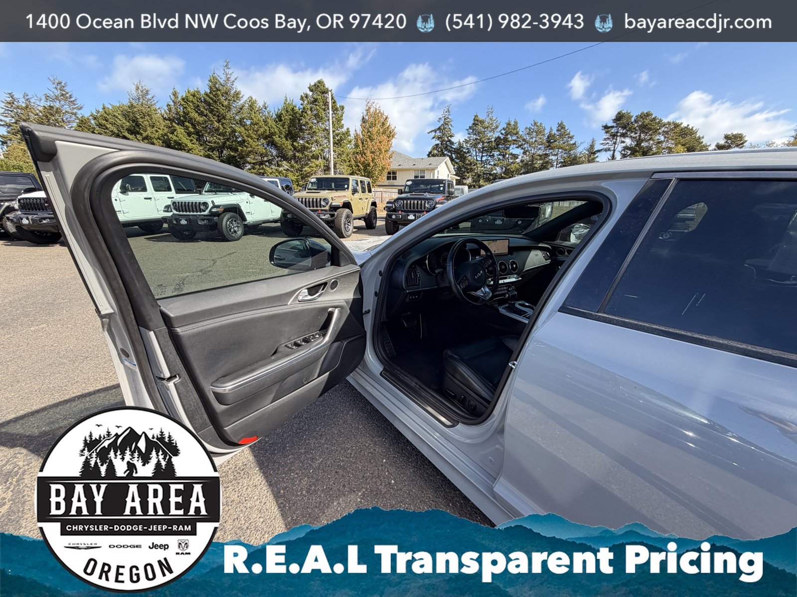 Used 2022 Kia Stinger GT1 AWD/4WD image 11