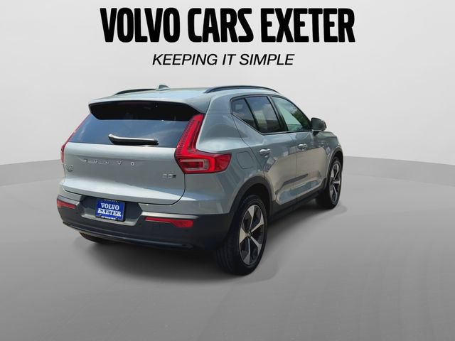 Certified 2025 Volvo XC40 B5 Plus AWD/4WD image 11