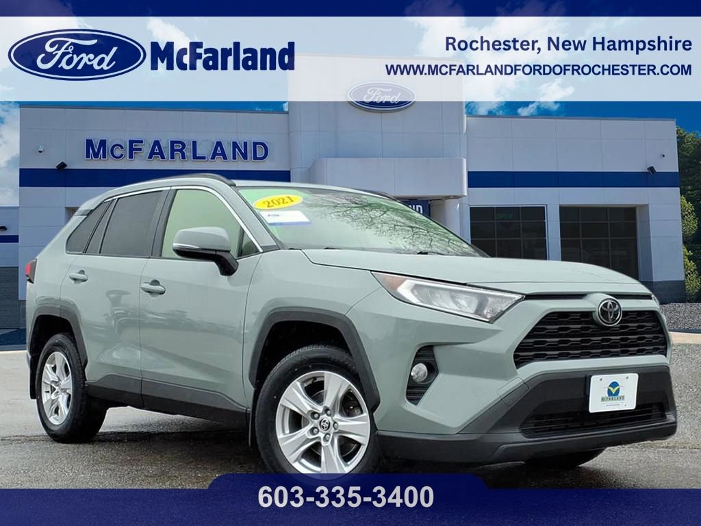 Used 2021 Toyota RAV4 XLE w/ Convenience Package image 1