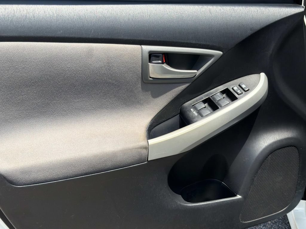 Used 2015 Toyota Prius Two FWD image 11