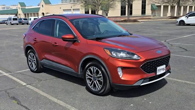 Certified 2020 Ford Escape SEL AWD/4WD image 3