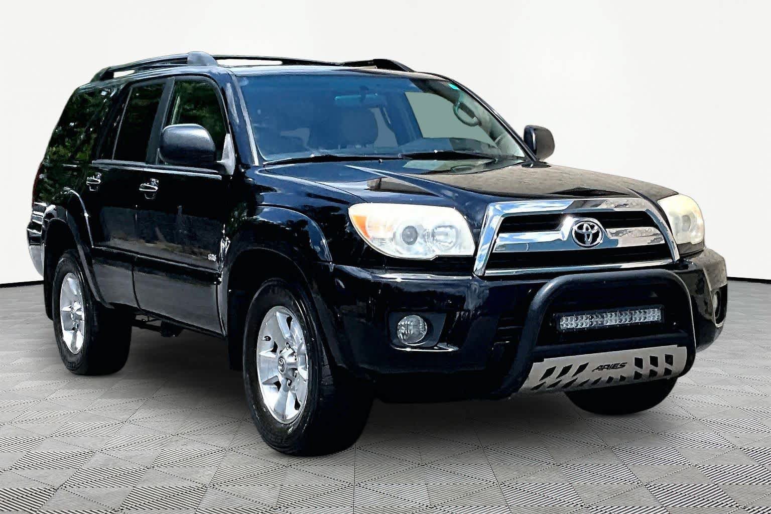 Used 2008 Toyota 4Runner SR5 RWD image 2