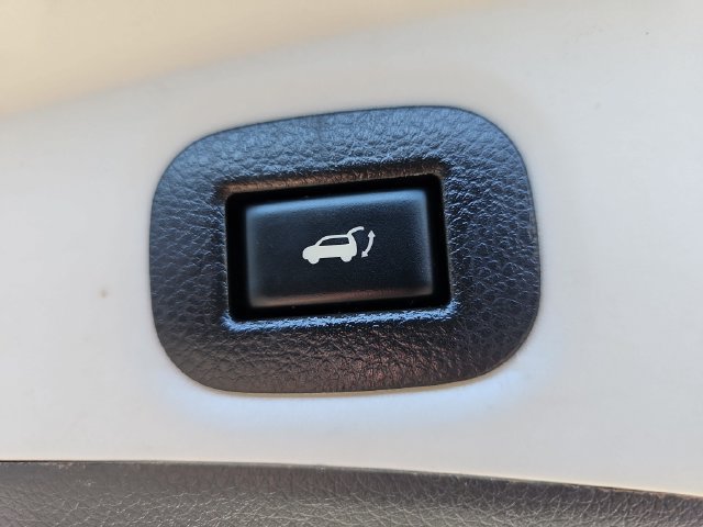Used 2020 Nissan Rogue SL w/ Premium Package FWD image 13
