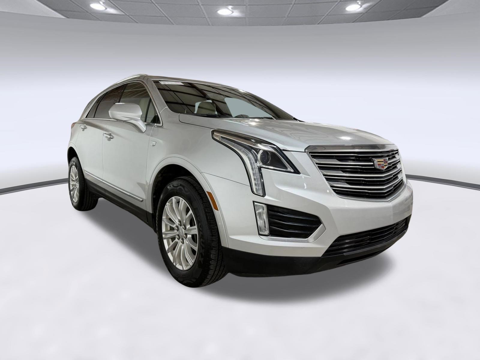 Used 2018 Cadillac XT5 FWD image 20