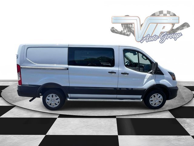 Certified 2025 Ford Transit 250 Low Roof w/ Exterior Upgrade Package RWD image 5