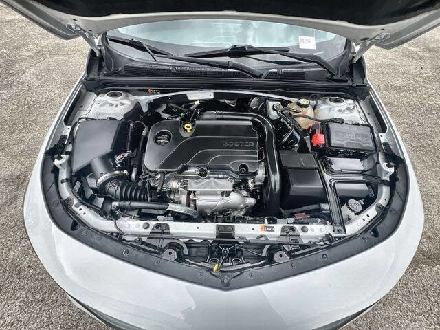 Used 2022 Chevrolet Malibu LT w/ Redline Edition image 29