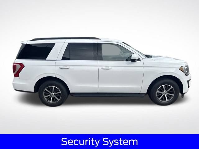 Used 2018 Ford Expedition XLT RWD image 3