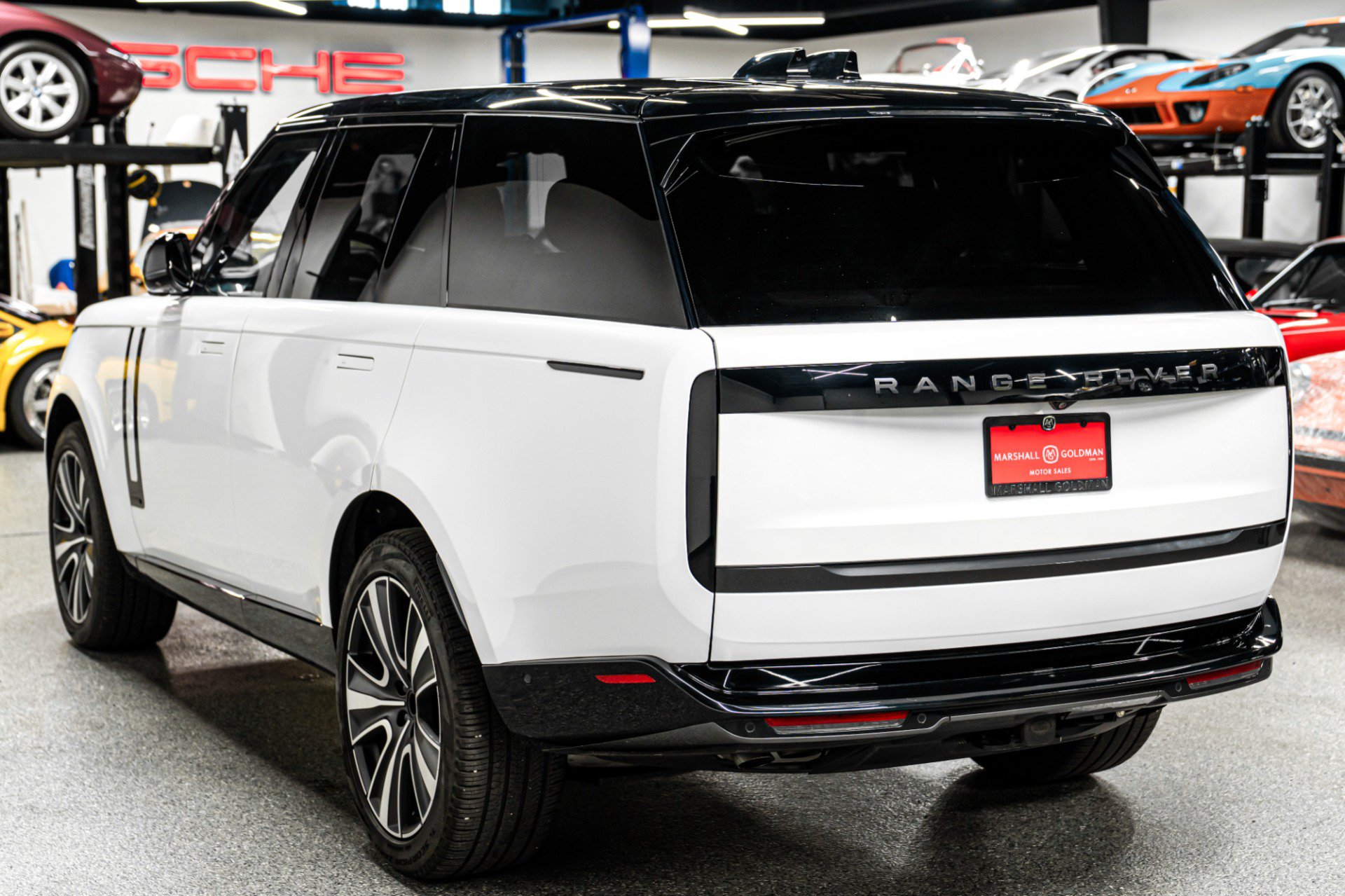 Used 2024 Land Rover Range Rover Autobiography AWD/4WD image 6
