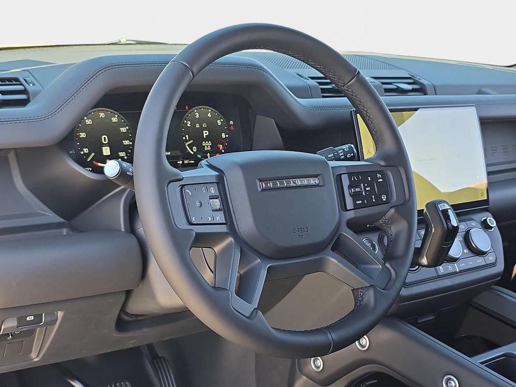 New 2026 Land Rover Defender 110 X-Dynamic SE AWD/4WD image 17