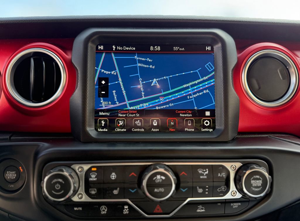 Used 2022 Jeep Wrangler Unlimited Rubicon w/ LED Lighting Group AWD/4WD image 8