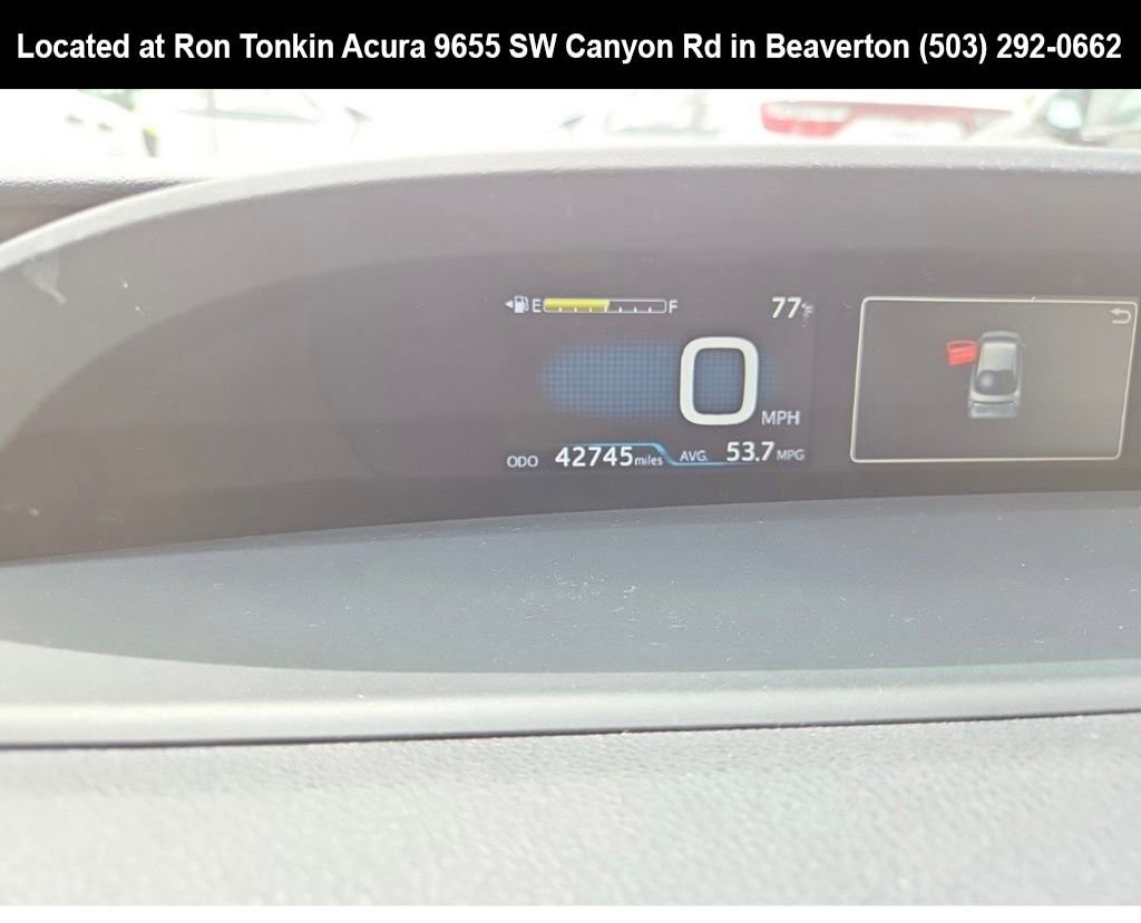 Used 2016 Toyota Prius Three w/ Advanced Technology Package FWD image 7