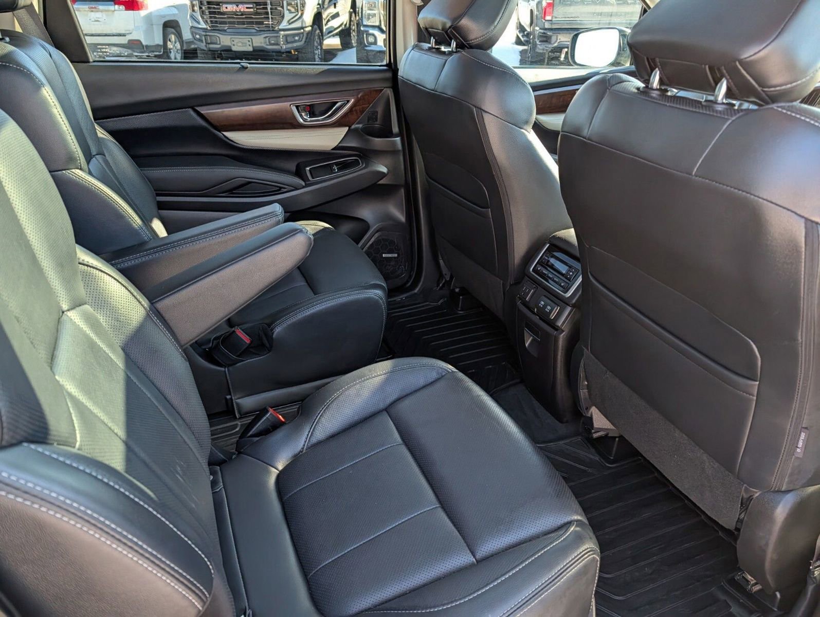 Used 2022 Subaru Ascent Touring image 26