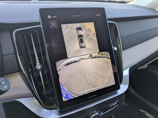 New 2026 Volvo XC90 T8 Plus w/ Protection Package image 10