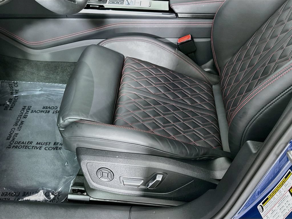 Used 2025 Audi S6 Prestige w/ Prestige Package AWD/4WD image 22