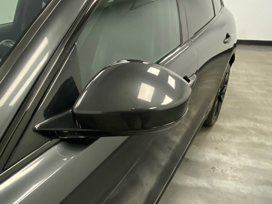 Used 2019 Jaguar F-PACE S image 12