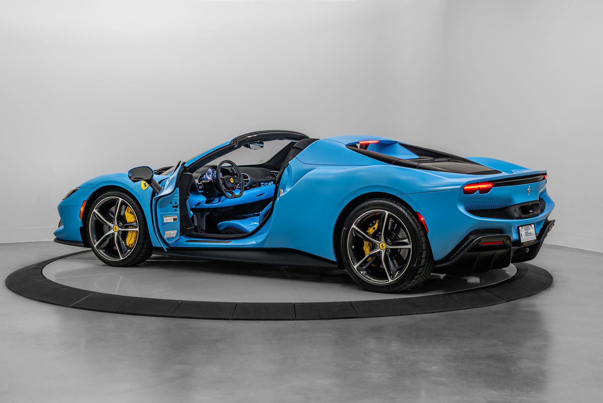 Certified 2025 Ferrari 296 GTS RWD image 2