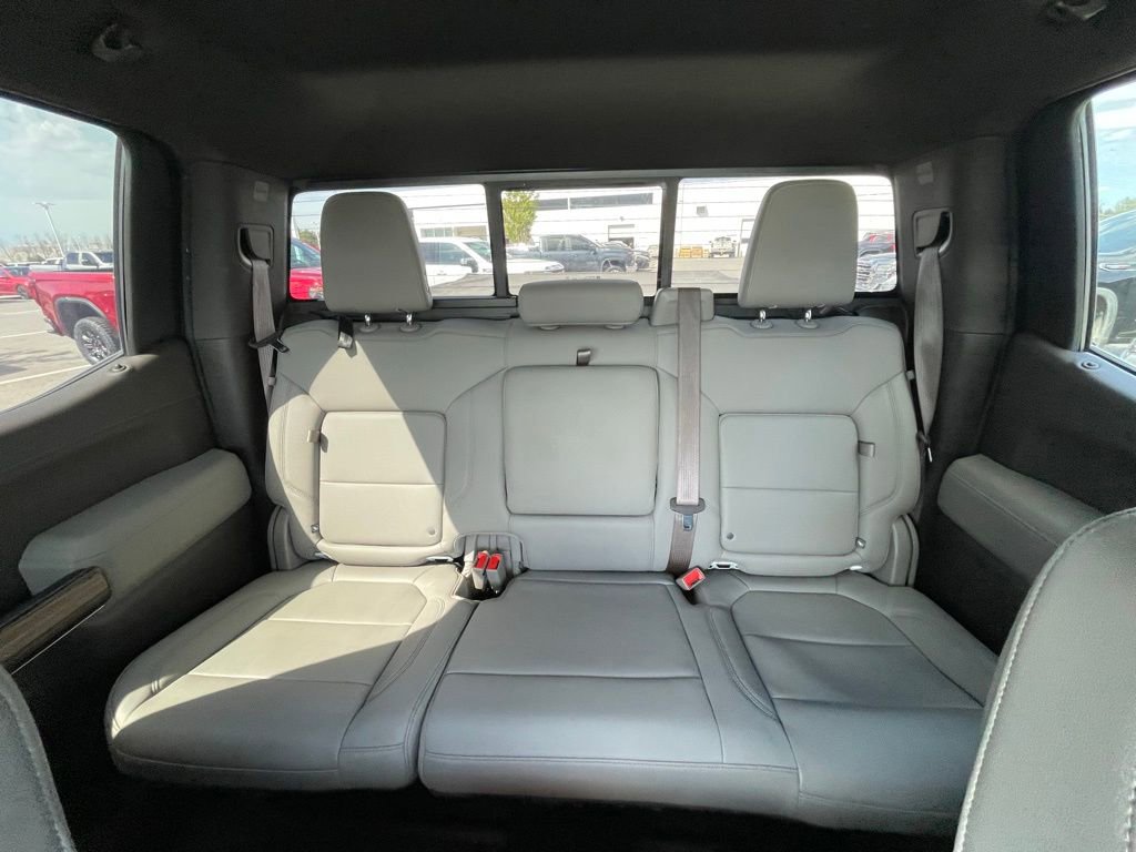 Used 2020 Chevrolet Silverado 1500 RST image 26