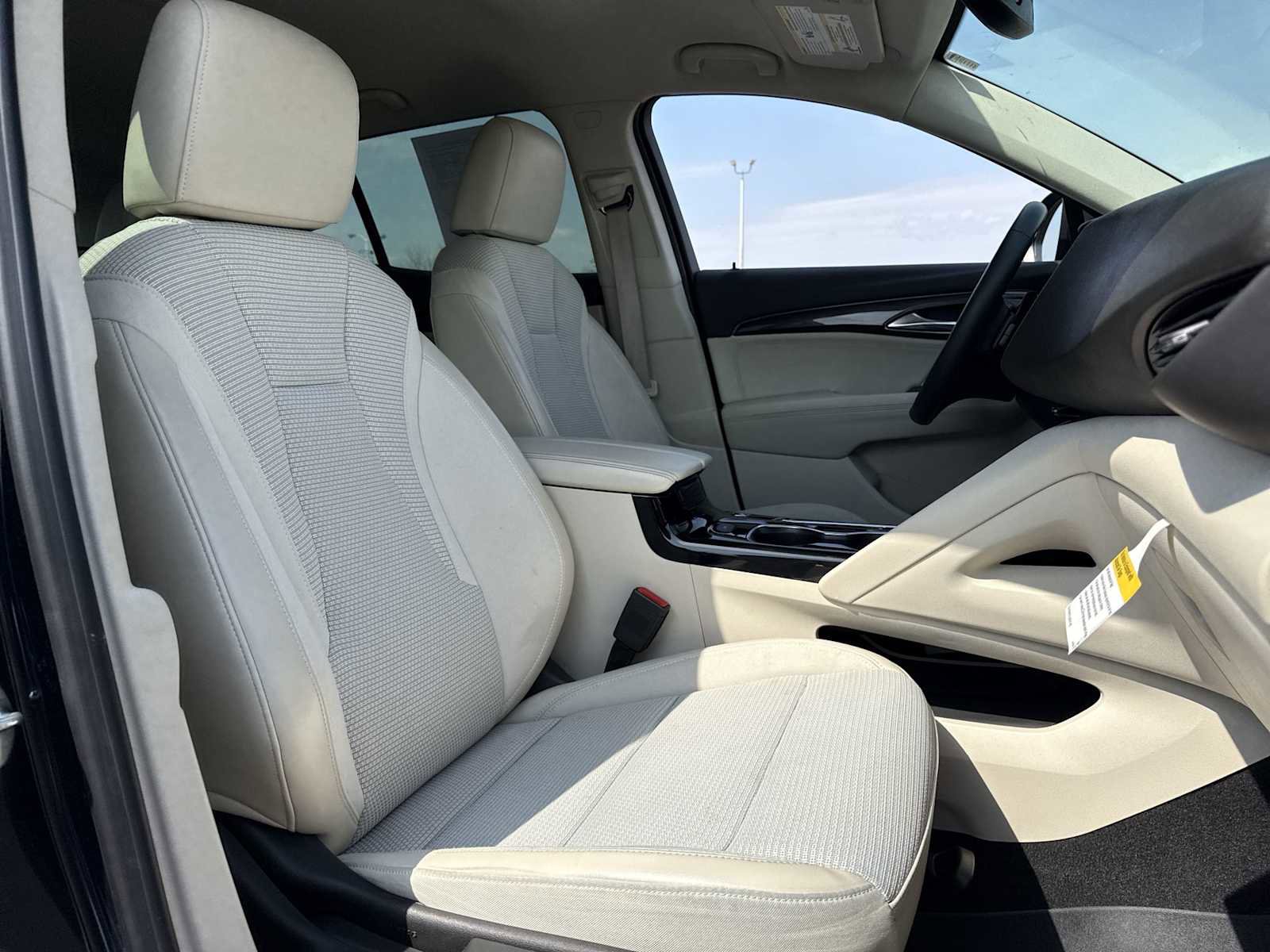 Certified 2021 Buick Envision Preferred FWD image 24