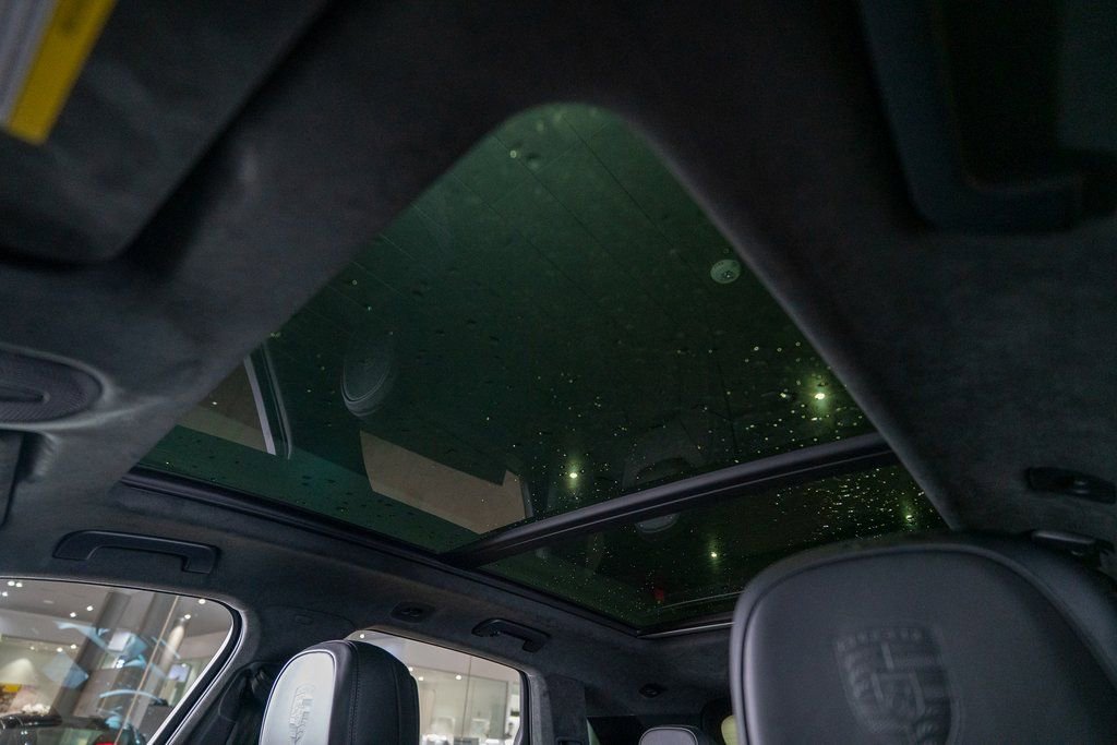 New 2026 Porsche Cayenne GTS image 29