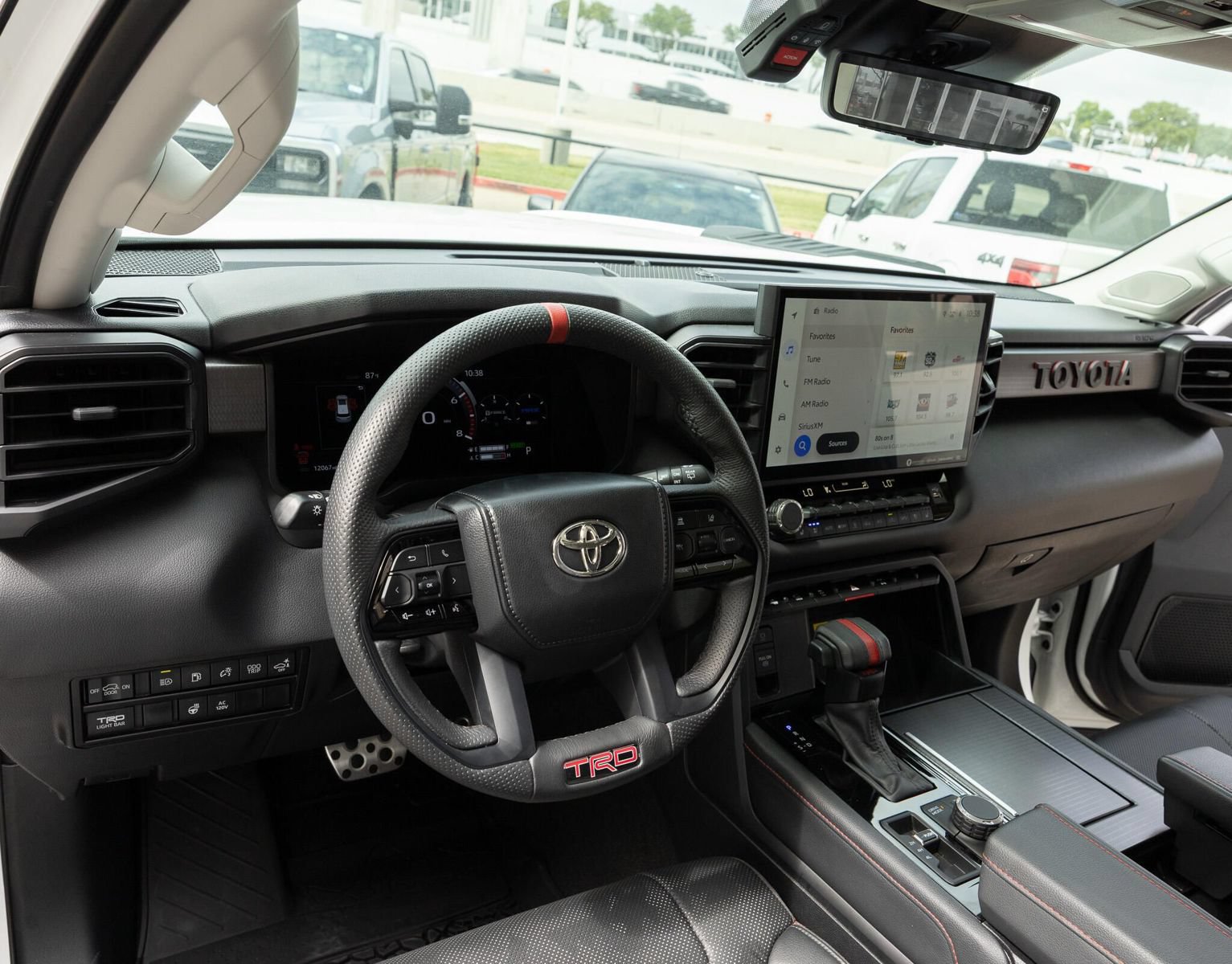 Used 2023 Toyota Sequoia TRD Pro AWD/4WD image 17