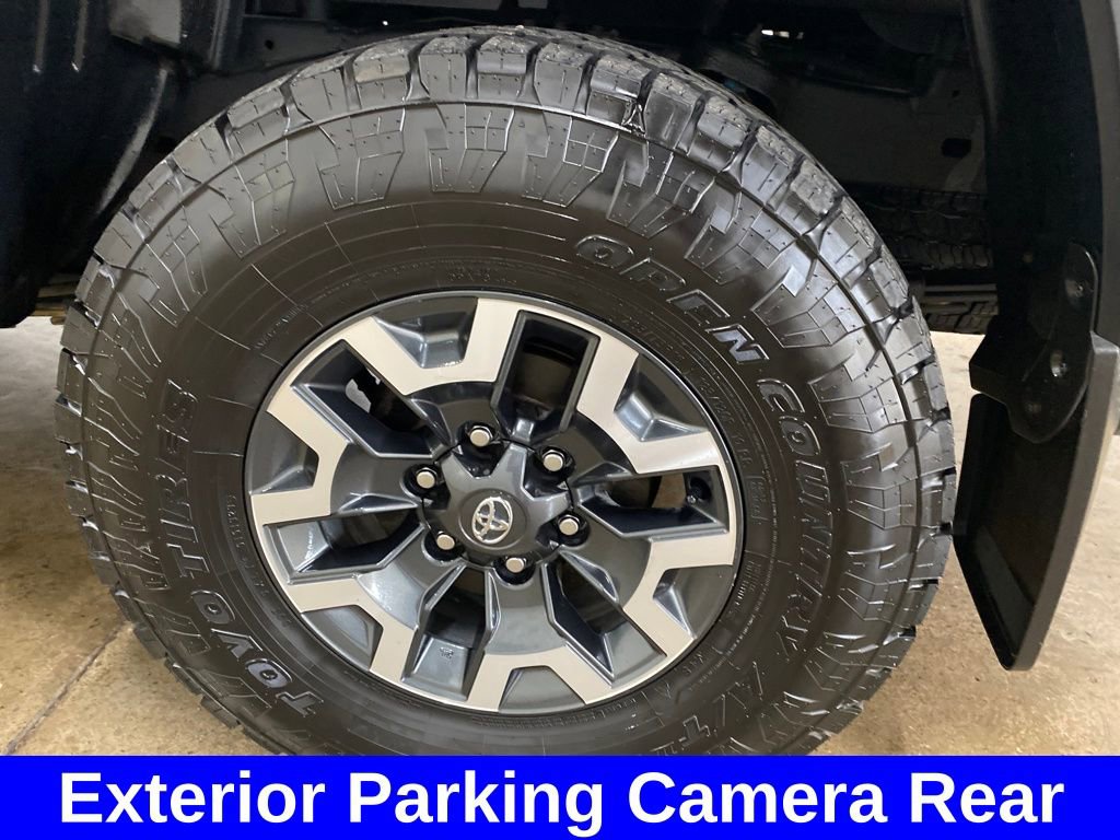 Used 2021 Toyota Tacoma TRD Off-Road w/ Technology Package image 15
