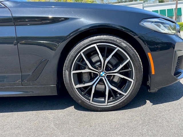 Used 2021 BMW 530i xDrive w/ M Sport Package AWD/4WD image 15