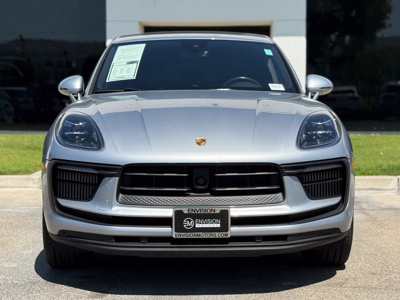 Used 2023 Porsche Macan S AWD/4WD image 5
