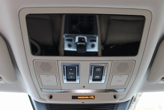 Used 2022 Jaguar F-PACE S image 31