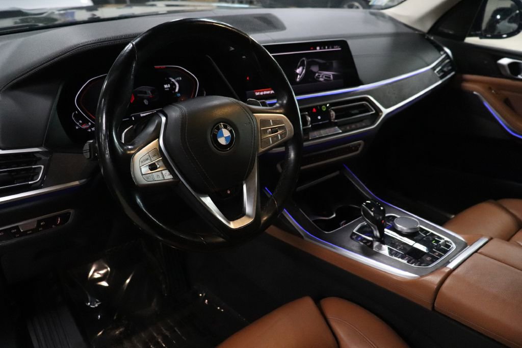 Used 2019 BMW X7 xDrive40i w/ Parking Assistance Package image 10