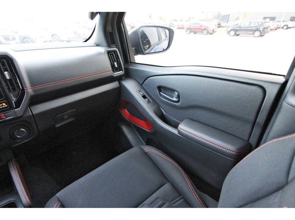 New 2026 Nissan Frontier Pro-X w/ Pro-X Convenience Package image 8