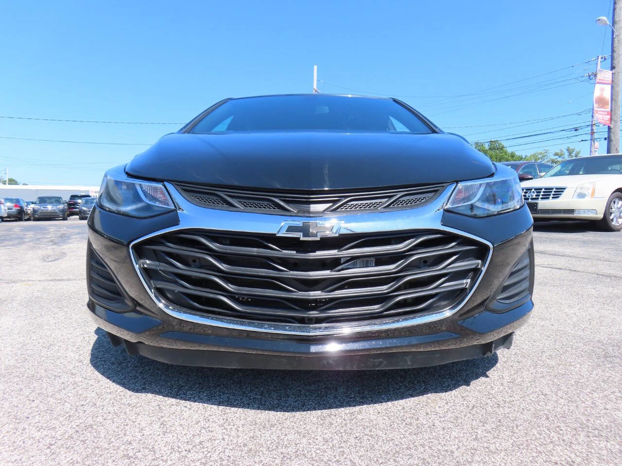 Used 2019 Chevrolet Cruze LT w/ RS Package FWD image 5