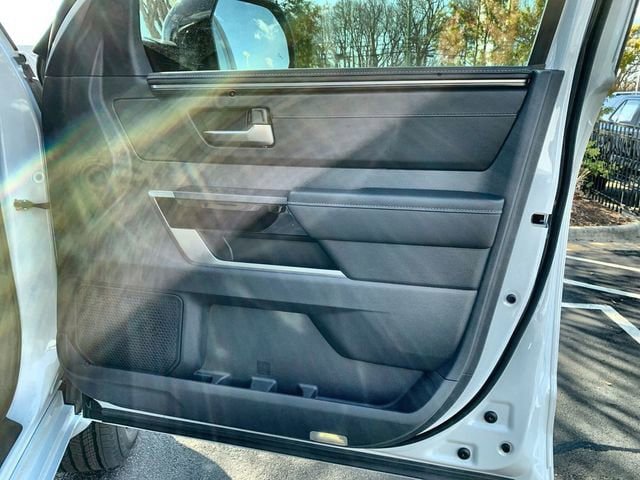 New 2026 Toyota Tundra Limited AWD/4WD image 13