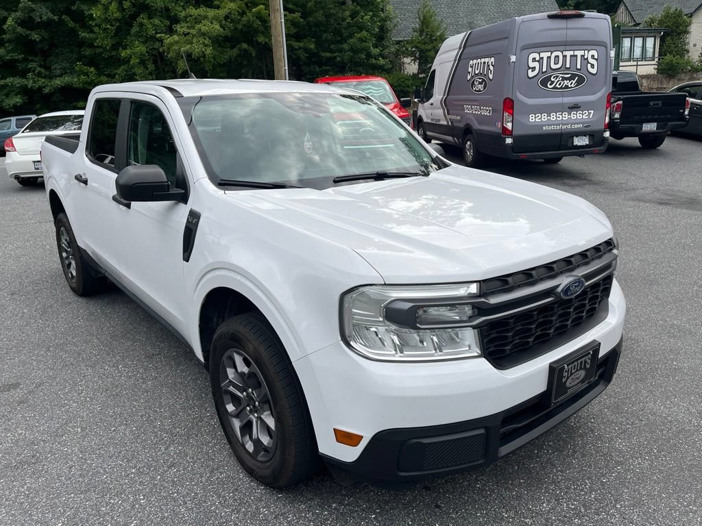 Certified 2023 Ford Maverick XLT FWD image 1