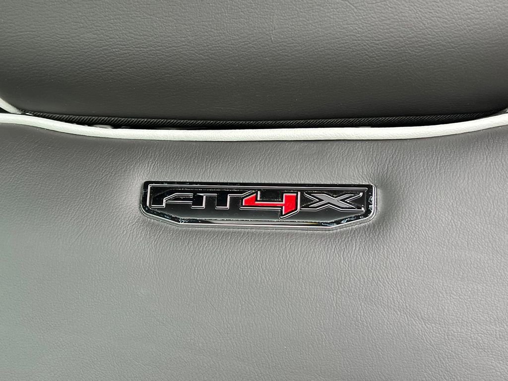 Certified 2026 GMC Sierra 2500 AT4X w/ LPO, Black Badging Package image 28