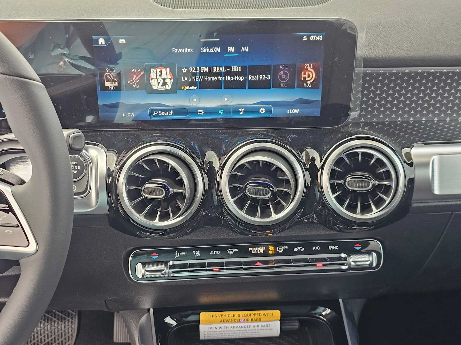 New 2026 Mercedes-Benz GLB 250 image 25