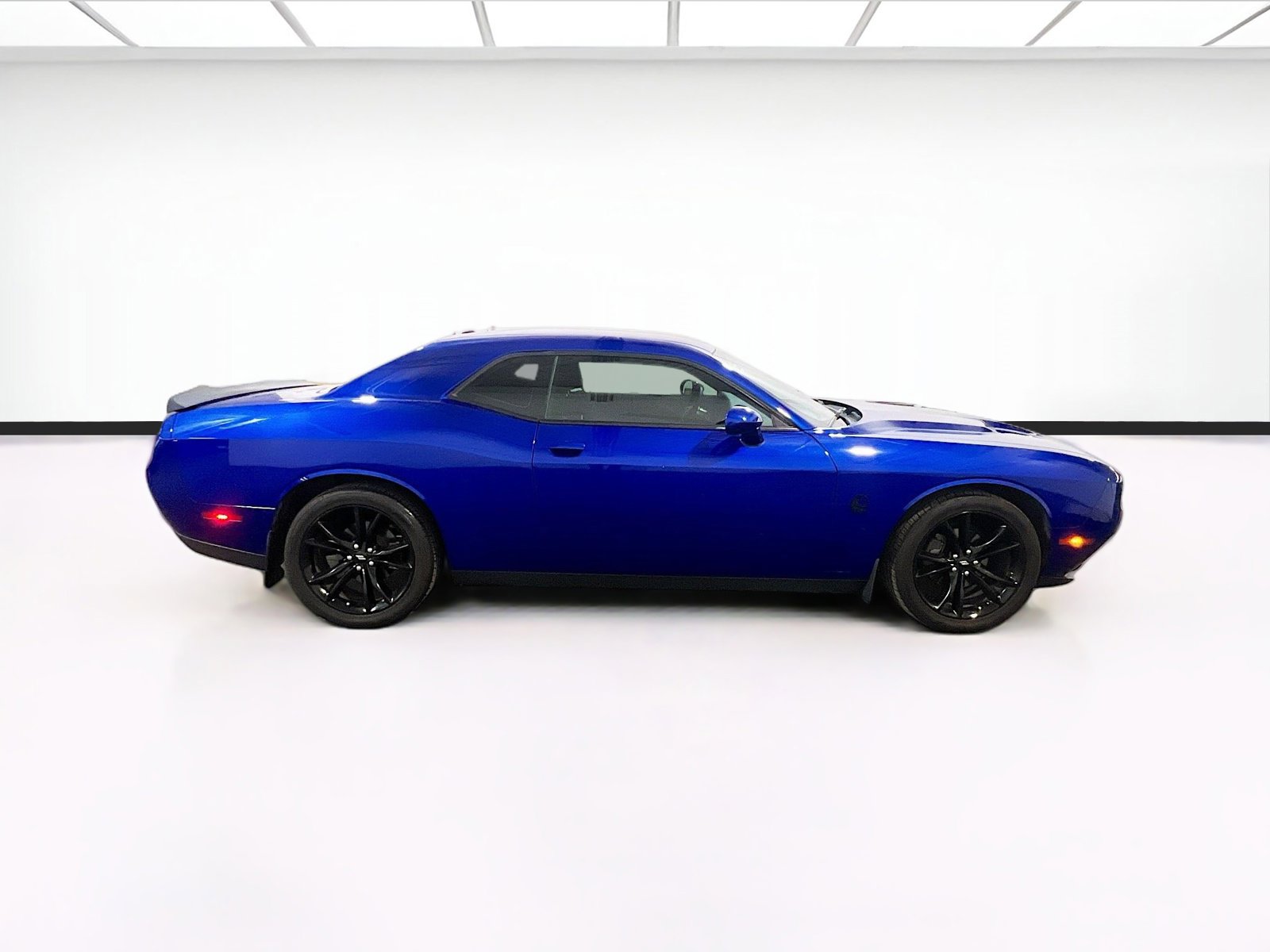 Used 2018 Dodge Challenger SXT w/ Blacktop Package image 24