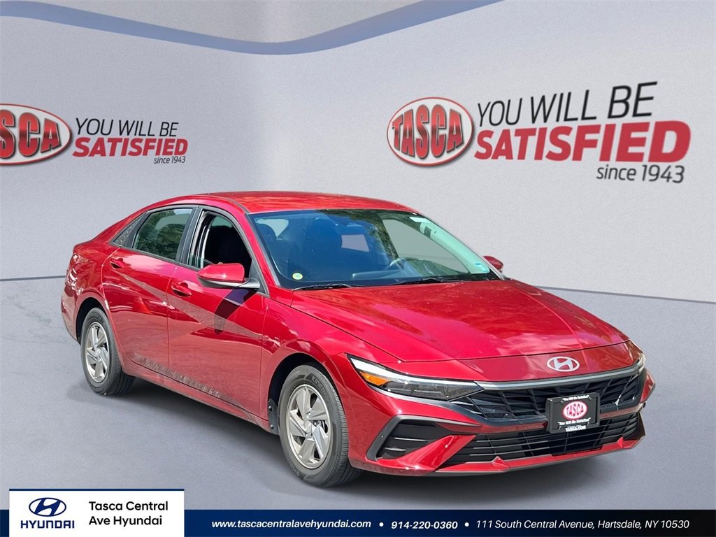 Used 2024 Hyundai Elantra SE