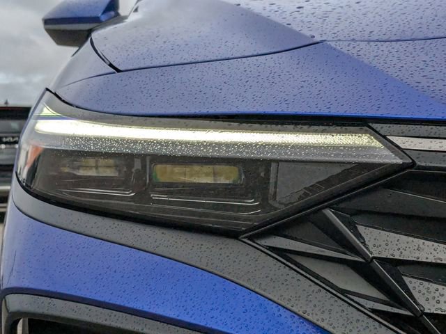Used 2025 Hyundai Elantra SEL FWD image 10