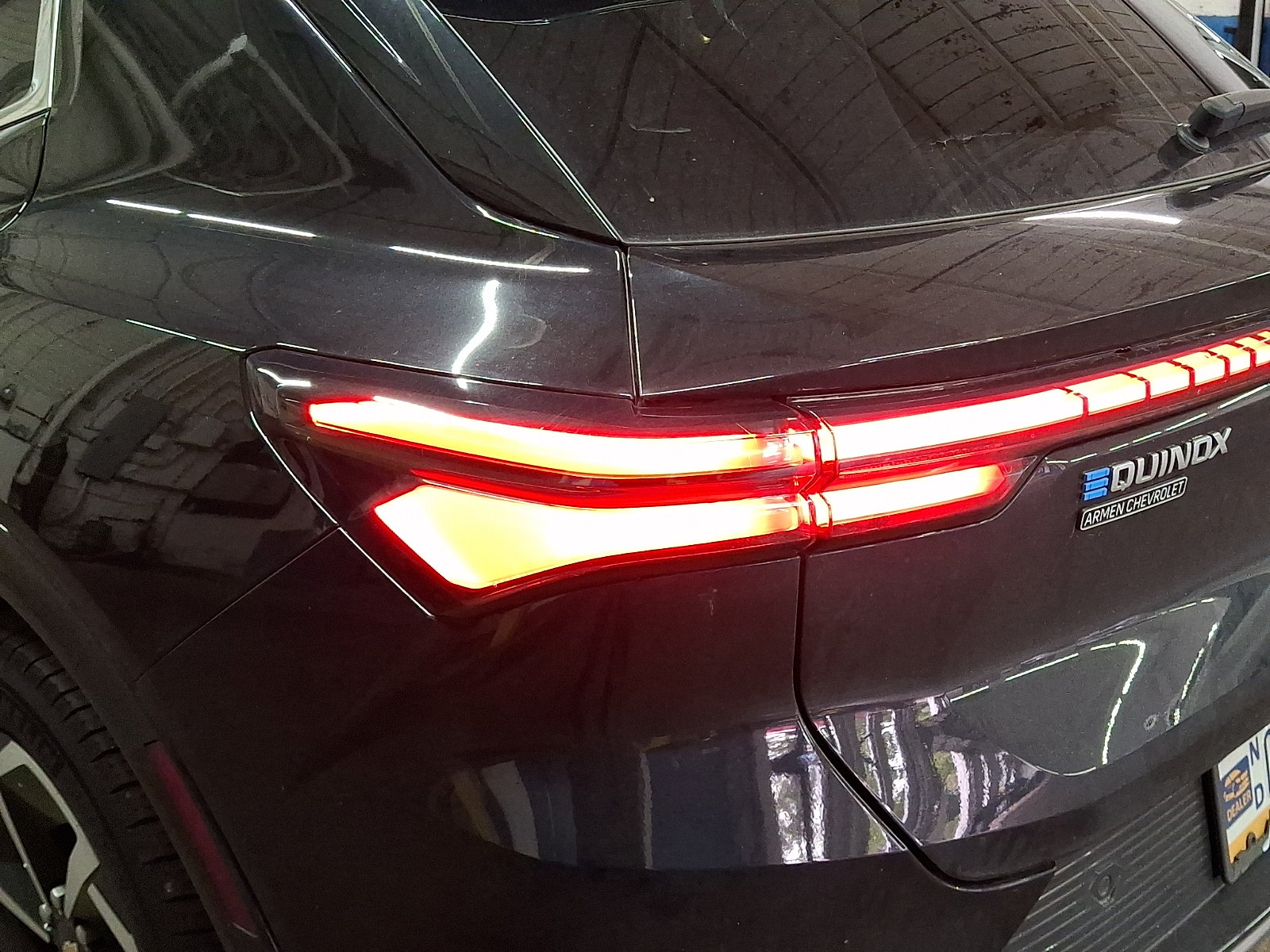 Certified 2024 Chevrolet Equinox EV LT FWD image 9