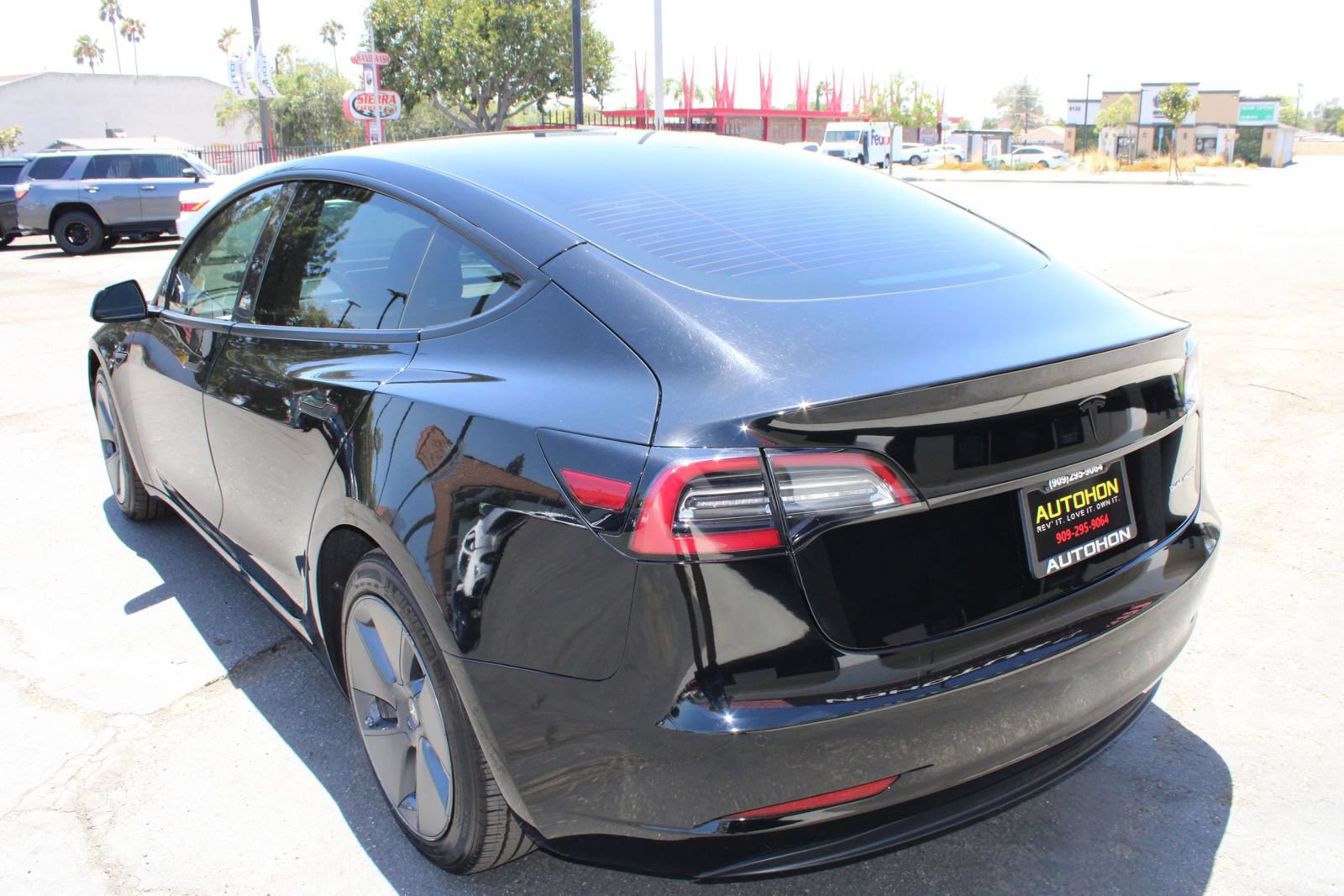 Used 2022 Tesla Model 3 Long Range AWD/4WD image 33