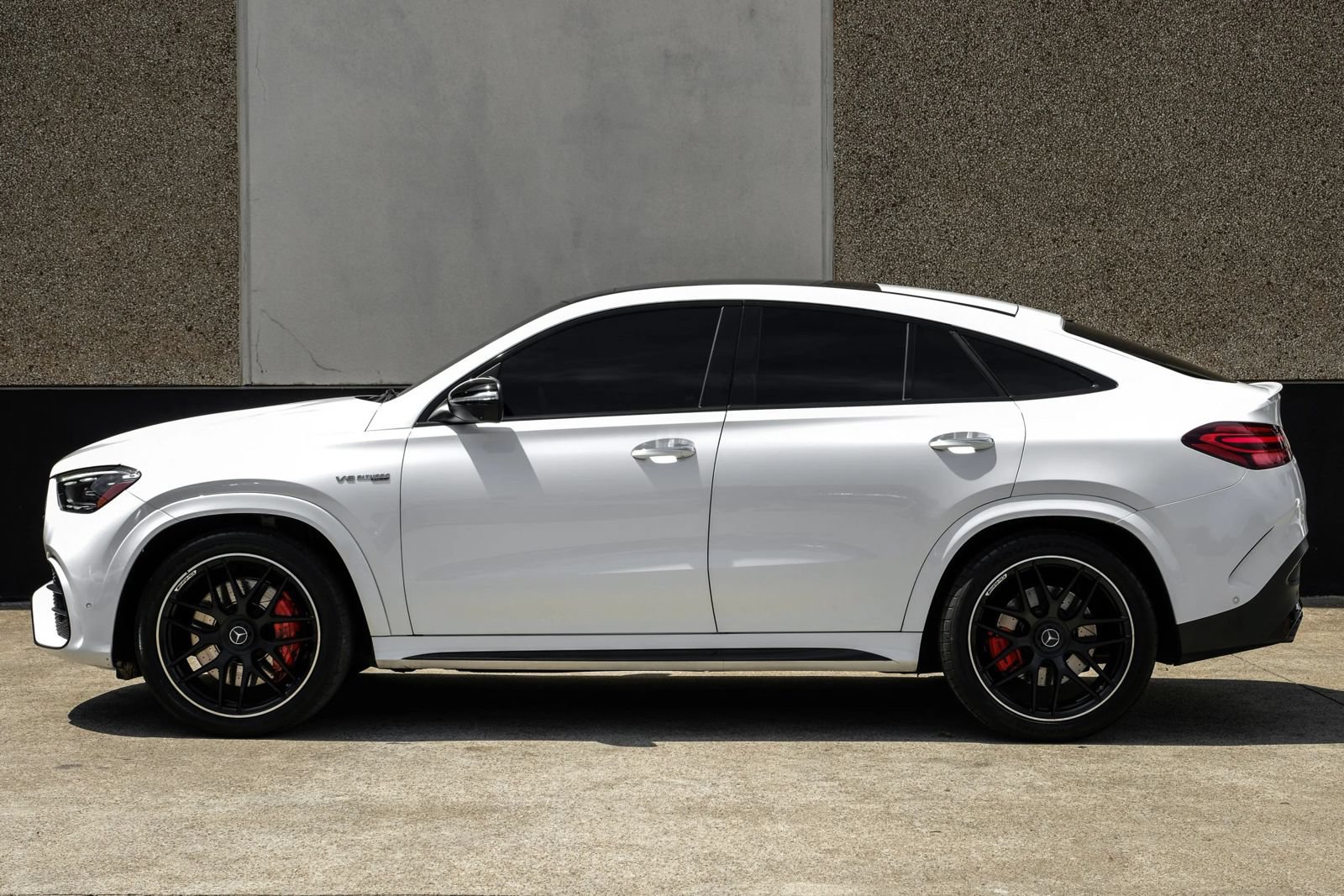 Used 2024 Mercedes-Benz GLE 63 AMG S w/ Driver Assistance Package image 11