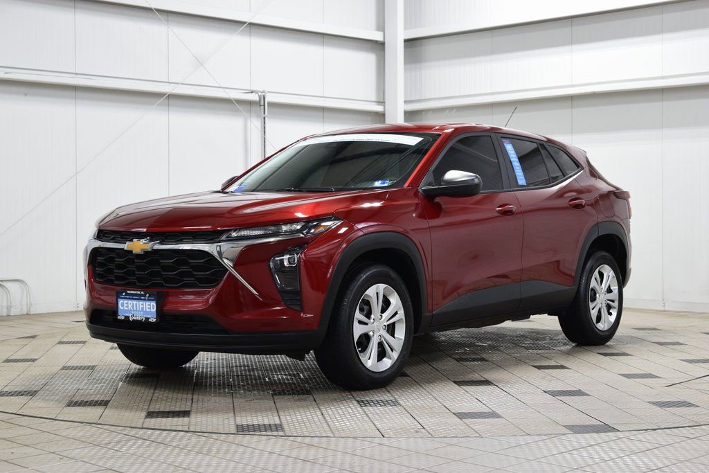 Certified 2024 Chevrolet Trax LS w/ Driver Confidence Package image 3