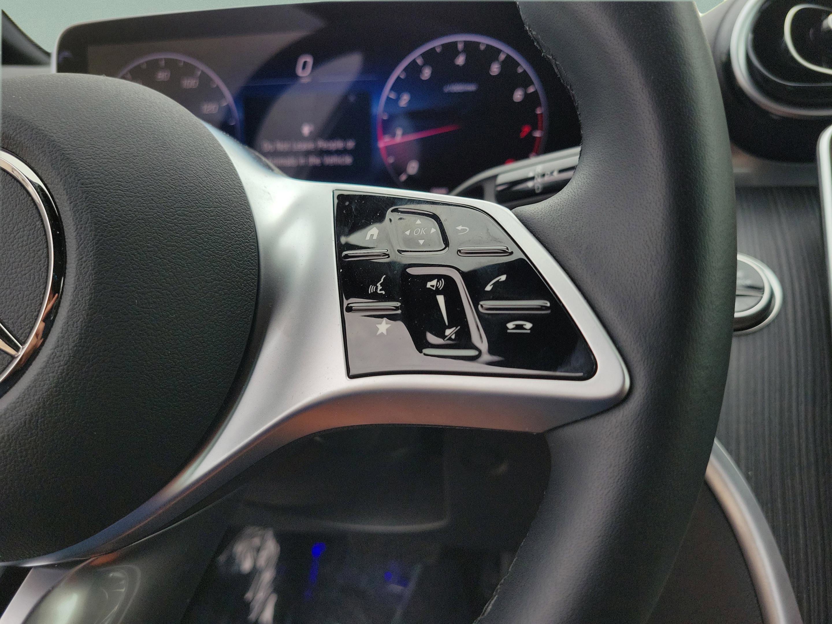 Certified 2025 Mercedes-Benz C 300 Sedan image 28