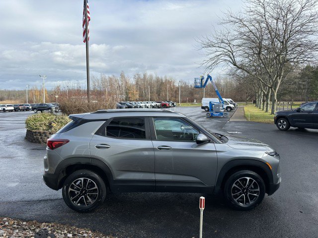 Used 2025 Chevrolet TrailBlazer LT image 7