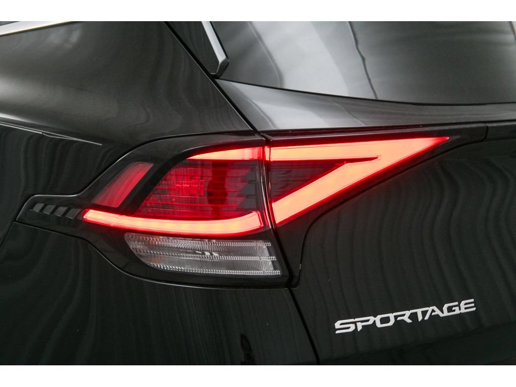 Certified 2023 Kia Sportage LX AWD/4WD image 25