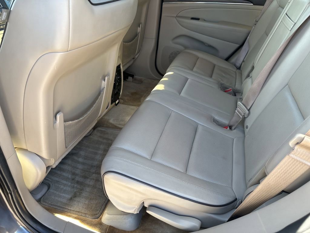 Used 2017 Jeep Grand Cherokee Overland image 19